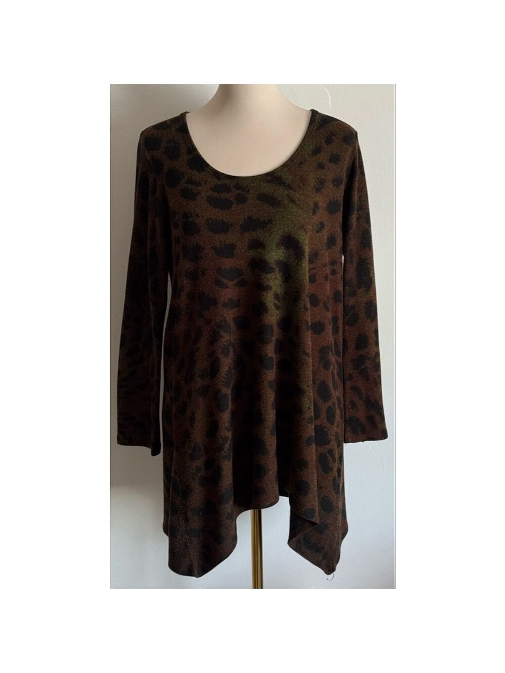 Women's American Twist Tunic XL Brown Black Leopard Print